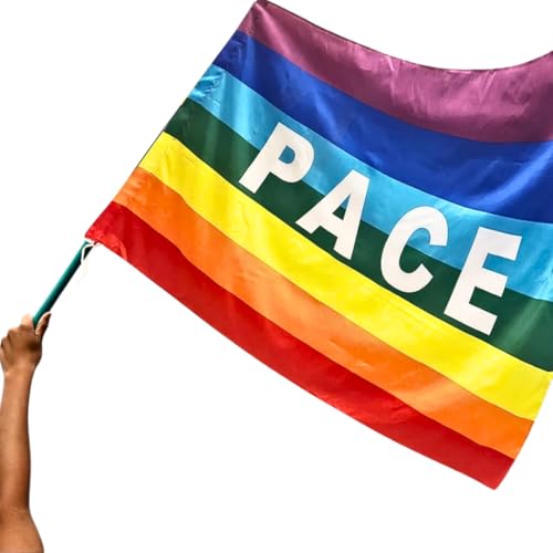 Friedensfahne 60 x 90 cm - mit Mastschlaufe - Regenbogen Flagge mit Schriftzug "PACE" - Gay Pride Flagge, Lbgtq, Pride Zubehör, Friedensfahne von NARAMAKI