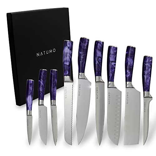 NATUMO Küchenmesser Set 9-teilig. HRC 56+ scharfes Messerset Profi in Damast-Optik aus Allzweckmesser, Fleischmesser, Gemüsemesser, Santoku Messer, Chefmesser (Lila) von NATUMO