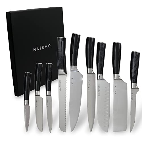 NATUMO Küchenmesser Set 9-teilig. HRC 56+ scharfes Messerset Profi in Damast-Optik aus Allzweckmesser, Fleischmesser, Gemüsemesser, Santoku Messer, Chefmesser (Schwarz) von NATUMO
