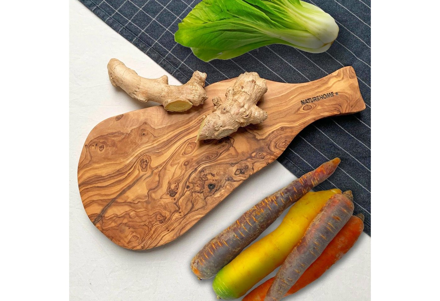 NATUREHOME Schneidebrett Paddle Board Rustikales Schneidebrett Olivenholz Griff 30cm, Holz, Handarbeit, Haltbar von NATUREHOME