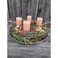 Adventskranz/Naturkranz Weihnachtskranz "Morgenlicht" Mit Kerzen in Der Farbe Winterpfirsich von NATURlichMartina