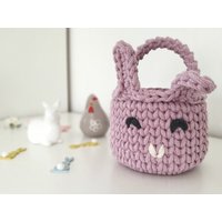 Osterkörbchen Häschen Mit Henkel, Gefertigt Aus Dem Recycelten Baumwollgarn von NAYAMADE