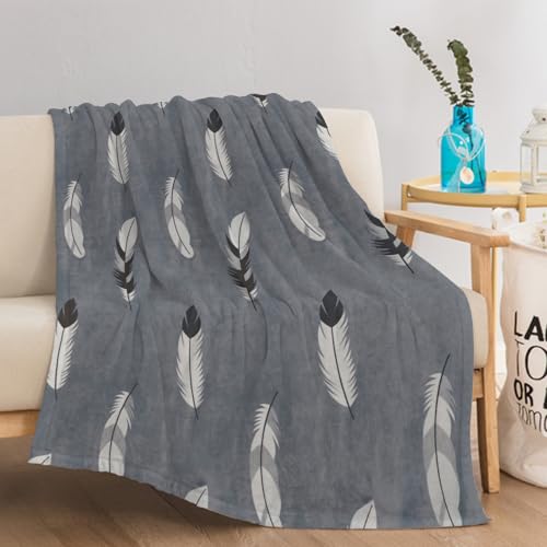 NDXRWDZR Decke Graue Feder Kuscheldecke Flauschig als Geschenke für Frauen Männer Extra Weich Warm Decke als Sofaüberwurf Tagesdecke oder Wohnzimmerdecke - 180 x 220 cm NDXRWDZR Decke Graue Feder Kuscheldecke Flauschig als Geschenke für Frauen Männer Extra Weich Warm Decke als Sofaüberwurf Tagesdecke oder Wohnzimmerdecke - 180 x 220 cm von NDXRWDZR