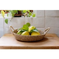 Handgewebte Seegras Korb Tablett, Boho Country Cottage Decor Handgewebte Seegras Korb Tablett, Boho Country Cottage Decor von NEEPAHUT