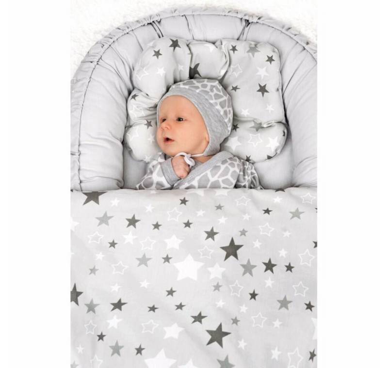 CARERO Baby-Reisebett Luxuriöser Nistkasten mit Federbett für Baby New Baby Stars sitzend von CARERO