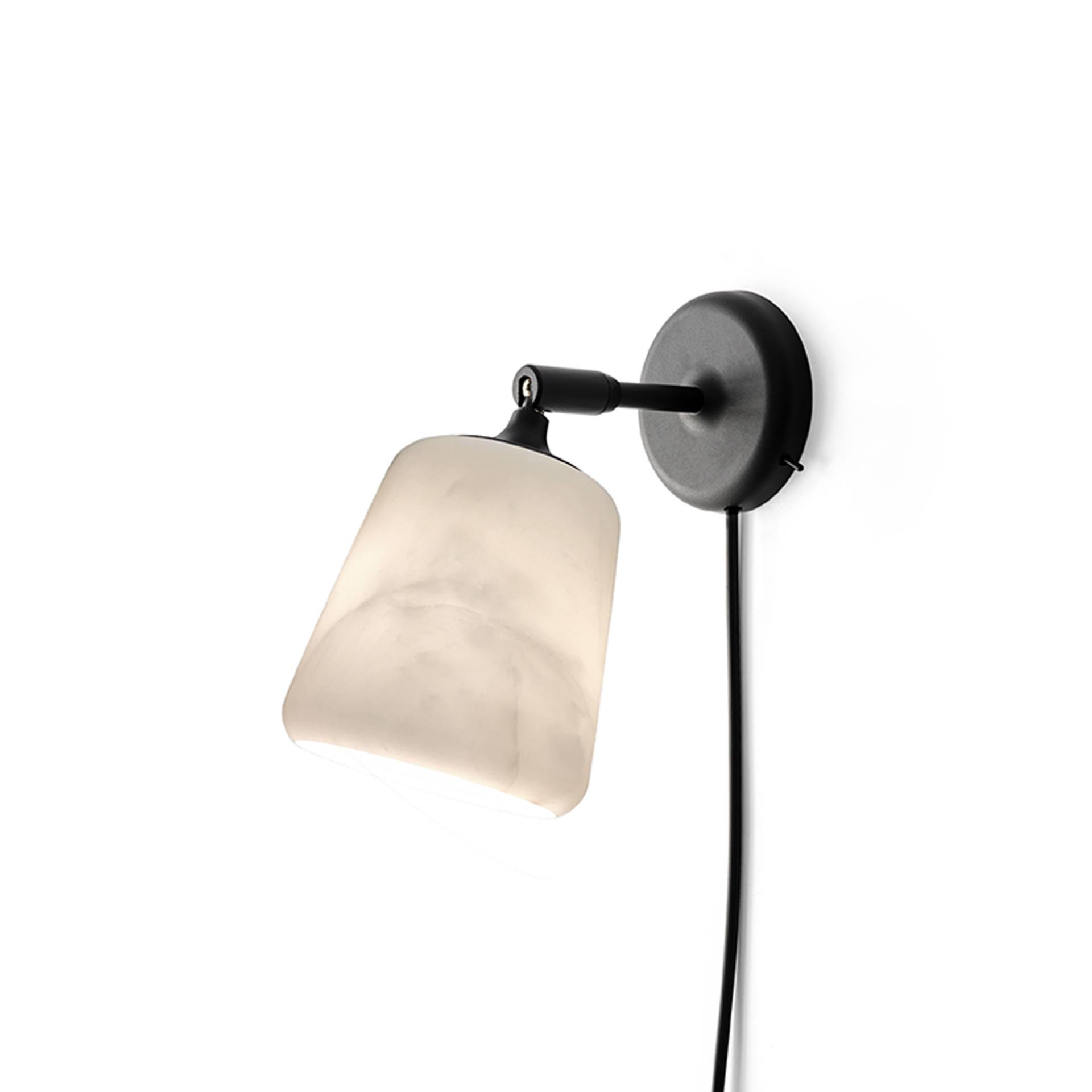 NEW WORKS // MATERIAL WALL LAMP - WANDLAMPE | BLACK SHEEP | WEIß von NEW WORKS