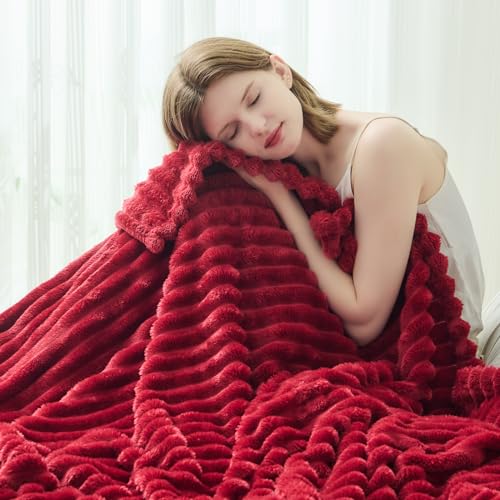 NEWCOSPLAY Superweiche Überwurfdecke, seidiges Flanell-Fleece, 3D-gerippt, Jacquard, leicht, für alle Jahreszeiten, Rot gerippt, Überwurf (127 x 152,4 cm) von NEWCOSPLAY
