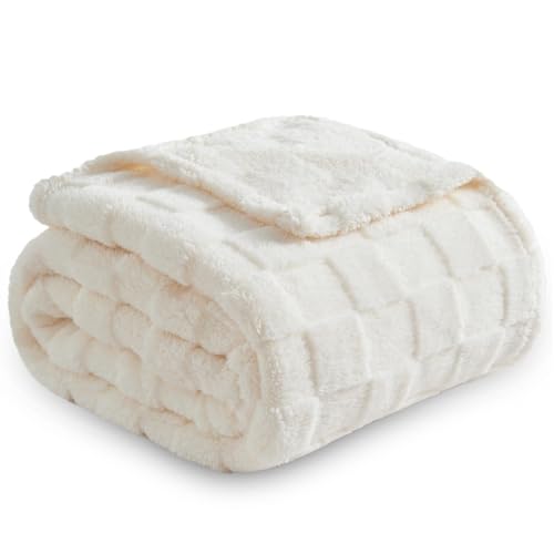 NEWCOSPLAY Superweiche Überwurfdecke, seidiges Flanell-Fleece, 3D-kariert, leicht, für alle Jahreszeiten, elfenbeinfarben, kariert, Überwurf (127 x 177,8 cm) von NEWCOSPLAY