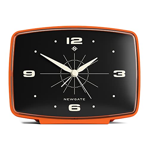 NEWGATE® Brooklyn Retro-Wecker/Tischuhr – Rechteckiger Wecker – Schlafzimmerzubehör – Schreibtischzubehör – Nachttisch-Wecker – Retro-Wecker – Matt-Finish – Wecker ohne Ticken – Matt Orange von NEWGATE