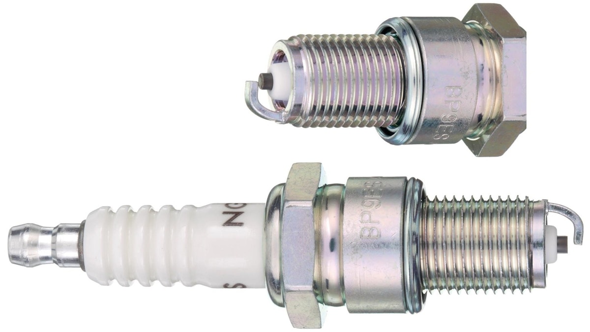 NGK Zündkerze BP9ES, Schlüsselweite 20, 8, Zündkerze Gruppe B, 14 mm Gewinde von NGK