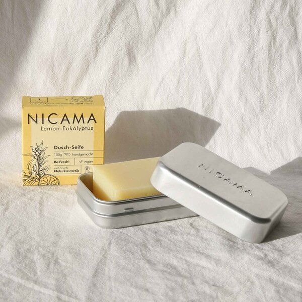 NICAMA Plastikfreies Seifen-Set: Seife + Seifendose mit Abtropfschale von NICAMA