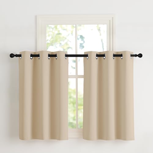 NICETOWN Scheibengardinen Küche Gardine Kurz Fenster Verdunklungsvorhänge mit Ösen Vorhänge Beige Blickdicht Kurz Thermo Fenstergardinen Modern Ösenschal 2er Set, Biscotti Beige H90 x B107 cm von NICETOWN