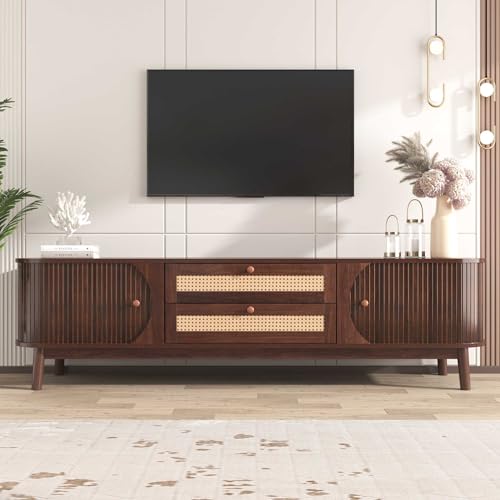 NIUAWASA TV-Schrank, Natürlicher Holz-Blend TV-Schrank Türen und Schubladen TV-Ständer mit Rattanseiten Speicherplatz Natürlicher Landhausstil NIUAWASA TV-Schrank, Natürlicher Holz-Blend TV-Schrank Türen und Schubladen TV-Ständer mit Rattanseiten Speicherplatz Natürlicher Landhausstil von NIUAWASA