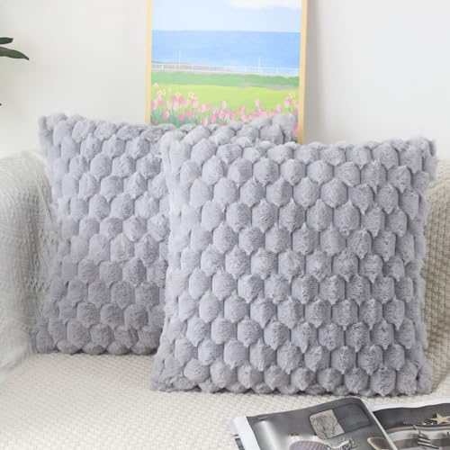 NIULAA Flauschig Kissenbezug 40x40 Grau 2er Set Plüsch Deko Kissenbezüge Weich Gestreift Kissenhülle Luxus Pelz Dekokissen Sofakissen Zierkissen Kuschelig Kissen Bezüge Wohnzimmer Sofa von NIULAA