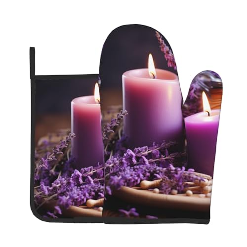 Lila Lavendel mit Kerzen Ofenhandschuhe und Topflappen Set mit 2 hitzebeständigen Ofenhandschuh-Set, rutschfeste Topflappen, Küchenofenhandschuhe und Pad zum Backen, Kochen, Grillen, BBQ von NONHAI