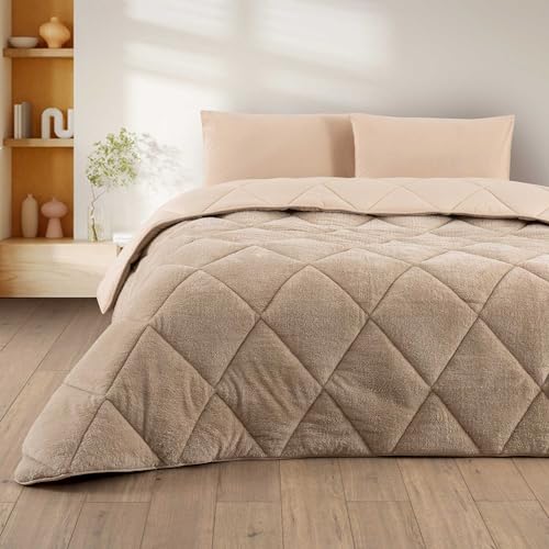 NORDIC SCHILLER Welsoft Doppelseitiges Bettdecke, 155x215, Beige, 50% Baumwolle, Mikrofaser Ganzjahresdecke, Atmungsaktive Schlafdecke für Allergiker, Weiche Zudecke, Waschmaschinefest NORDIC SCHILLER Welsoft Doppelseitiges Bettdecke, 155x215, Beige, 50% Baumwolle, Mikrofaser Ganzjahresdecke, Atmungsaktive Schlafdecke für Allergiker, Weiche Zudecke, Waschmaschinefest von NORDIC SCHILLER