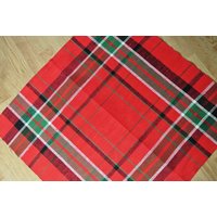Hervorragend Gemacht Vintage 60Er Jahre Größere Handgemachte Handgewebter Quadratisch Rot/Grün Schwarz Weiß Karierten Leinen Tischdecke Läufer Hervorragend Gemacht Vintage 60Er Jahre Größere Handgemachte Handgewebter Quadratisch Rot/Grün Schwarz Weiß Karierten Leinen Tischdecke Läufer von NORDICARTLINENS
