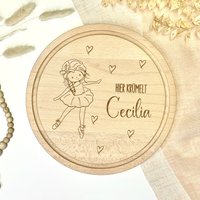 Frühstücksbrett Ballerina | Personalisiert Kinder Mädchen Geschenk Baby Geburtstagsgeschenk Taufgeschenk Holzbrett Mit Gravur von NORDKindDekoStore