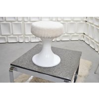 Space Age/Beistellhocker Tulip Style Sitzhocker Mid Century Hocker Weiß Mit Bezug Space Age/Beistellhocker Tulip Style Sitzhocker Mid Century Hocker Weiß Mit Bezug von NORESTDesign
