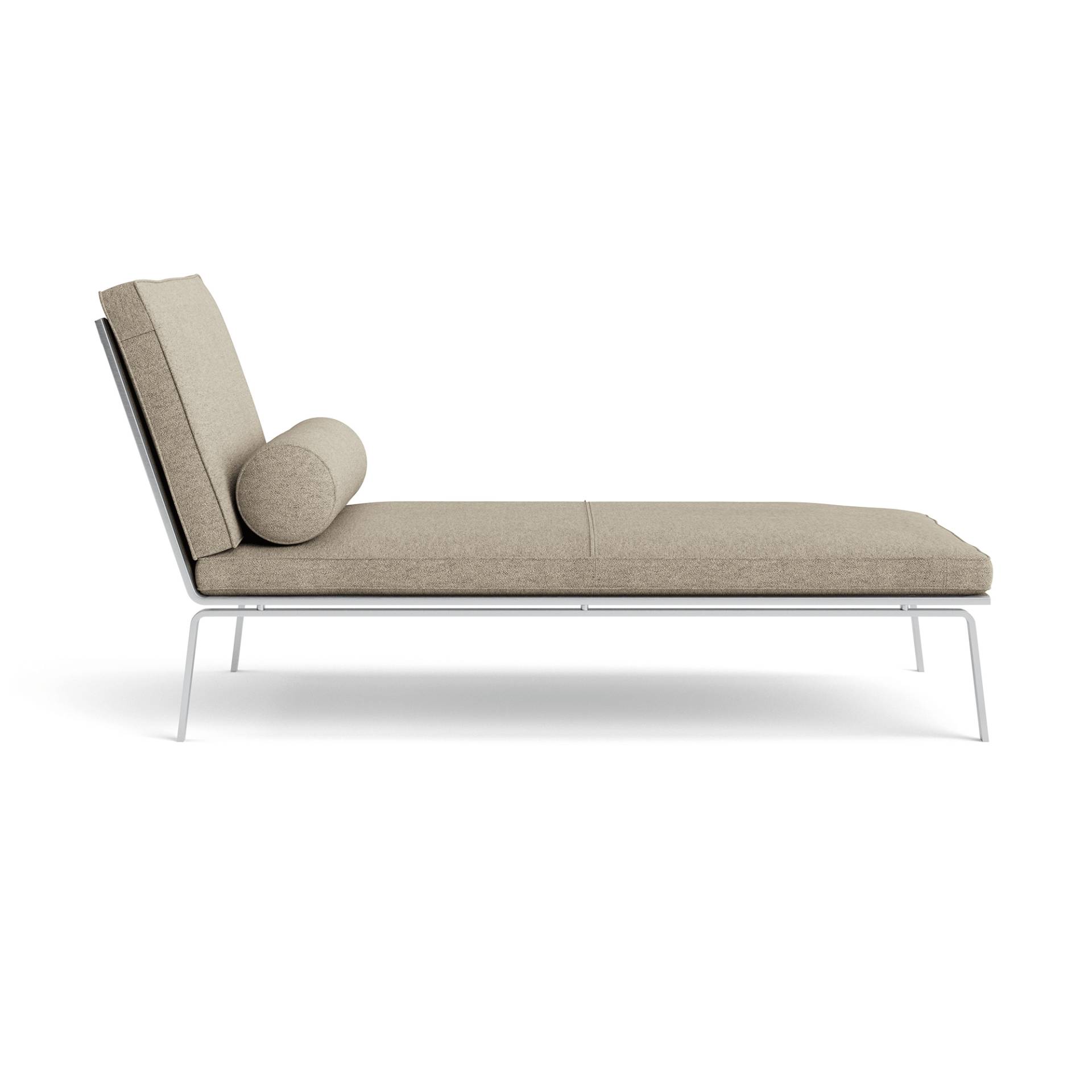 NORR 11 - Man Chaise Longue - braun/Barnum (Col 3)/LxBxH 150x82x78cm/Gestell aus gebürstetem Stahl von NORR 11