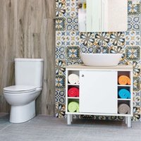 Badezimmerschrank mit tur und regalen von NORTHIX