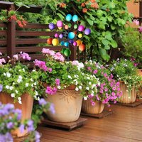 Farbenfroher garten windspinner mit stabiler eisenspitze von NORTHIX