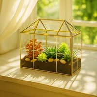 Glas terrarium in hausform fur zimmerpflanzen Glas terrarium in hausform fur zimmerpflanzen von NORTHIX