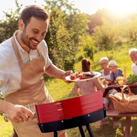 Holzkohlegrill mit radern windschutz 42 cm Holzkohlegrill mit radern windschutz 42 cm von NORTHIX