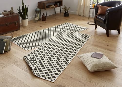 NORTHRUGS In- und Outdoor Teppich Nizza 80x250cm - Wendeteppich Wetterfest Modernes Geometrisches Muster Läufer für Balkon Terrasse Garten Wintergarten Wohnzimmerteppich Wasserfest in Schwarz Creme von Hanse Home