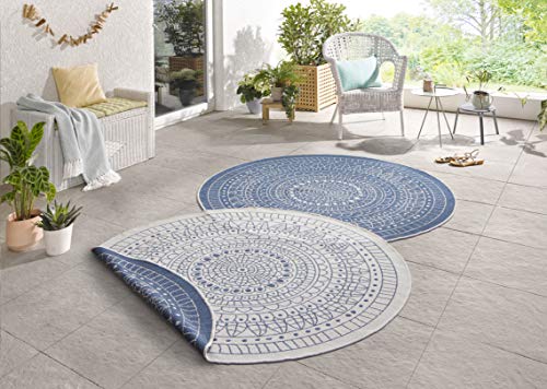 Northrugs Porto In- und Outdoor Teppich Rund – Runder Wendeteppich Wasserfest Mandala Design Flachgewebe Teppich Wetterfest für Balkon, Terrasse, Garten, Wohnzimmer in Blau Creme, ⌀200cm von Hanse Home