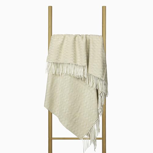 Merino Wolldecke 140x200 – Weiche Merino Decke mit 10% Kaschmir – Luxuriöse Schafwolldecke mit Tasseln – Warme Wolldecke für Sofa, Bett & Outdoor – Stylish Weiche Kuscheldecke - Nostra Wolldecken von NOSTRA SINCE 1991