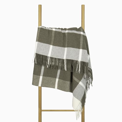 Merino Wolldecke 140x200 – Weiche Merino Decke mit 10% Kaschmir – Luxuriöse Schafwolldecke mit Tasseln – Warme Wolldecke für Sofa, Bett & Outdoor – Stylish Weiche Kuscheldecke - Nostra Wolldecken von NOSTRA SINCE 1991