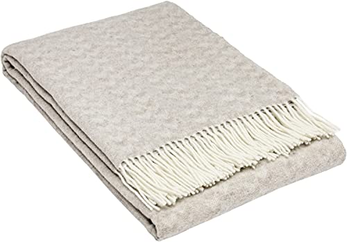 Nostra Andora Tagesdecke 140x200 | Weiche Merino Wolldecke mit 10% Kaschmir | Picnic Blanket | Warme Sofa Kuscheldecke in Beige | Merino Decke für Couch & Outdoor Sofa | Couchdecke mit Tasseln von NOSTRA SINCE 1991