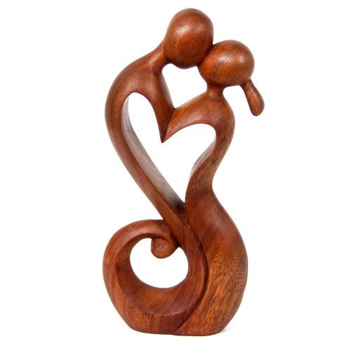 NOVICA Suar Wood Skulptur Everlasting Kiss, 29 cm hoch, Braun von NOVICA