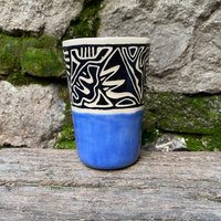 Einzigartig Gestaltete Handgemachte Sgraffito-Keramik-Tasse - Keramik Steingut Kaffee Geschenk Sgraffito-Tasse Kaffeetasse Urlaub Unikat von NUAtelierStudio