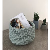 Mintfarbener Gehäkelter Seilkorb 17, 8 cm Großer Handgefertigter Aufbewahrungsbehälter von NUSINERKstudio