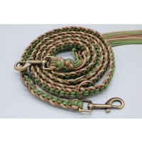 Paracordleine Für Hunde "Walnut Grün" // Geflochten in Handarbeit Verschiedene Längen Möglich Grün Braun Flach Paracordleine Für Hunde "Walnut Grün" // Geflochten in Handarbeit Verschiedene Längen Möglich Grün Braun Flach von NaDaLuLeinenzeug