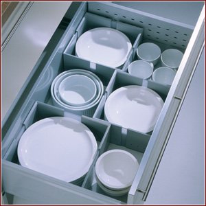 CUISIO Flex 4er Set weiß-transluzent / Geschirrhalter / Tellerhalter von Naber