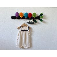 Kindergarderobe Heißluftballon Aus Filz I Handgemacht Kinderzimmer Babyzimmer Garderobe Kleiderleiste Kleiderstange Regenbogen von NachaInterior