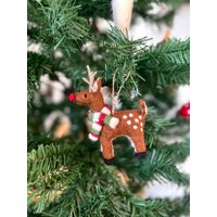 Weihnachtsanhänger Rudolf Das Rentier Mit Schal I Filz Christbaumschmuck Weihnachtsdeko Rote Nase Deko von NachaInterior