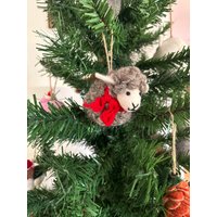 Weihnachtsanhänger Schaf I Christbaumschmuck Weihnachtsdeko Winter Weihnachtsbaum Weihnachtsschaf von NachaInterior