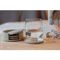 Glasuntersetzer Set Aus Beton | Tischuntersetzer Mit Halter von NadinesCreativArt