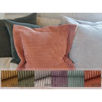 Cord Kissen Bezug Handgenähte Breitcord Kissenbezüge - Boho-Chic Sofakissen in Vielen Größen Und Farben Cord Kissen Bezug Handgenähte Breitcord Kissenbezüge - Boho-Chic Sofakissen in Vielen Größen Und Farben von NaeherAmWerk