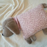 Namenskissen/Kuschelkissen Kleiner Hund Mit Musselin in Wunschfarbe Geburt Geburtstag Taufe Namenskissen/Kuschelkissen Kleiner Hund Mit Musselin in Wunschfarbe Geburt Geburtstag Taufe von NaehkaestchenAachen