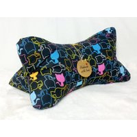 Leseknochen Knochenkissen Keilkissen Nackenkissen Nackenrolle Nackenhörnchen Kissen Katzen #7# Leseknochen Knochenkissen Keilkissen Nackenkissen Nackenrolle Nackenhörnchen Kissen Katzen #7# von NaehstuebchenJasalu