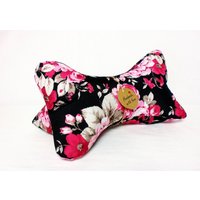 Leseknochen Knochenkissen Lesekissen Nackenkissen Rosen Schwarz Pink #13# von NaehstuebchenJasalu