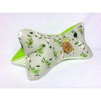 Leseknochen Knochenkissen Lesekissen Nackenkissen Tukan Grün Tupfen Streifen #13# von NaehstuebchenJasalu