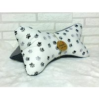 Leseknochen Knochenkissen Nackenkissen Kissen Pfoten Weiß Grau #9# Leseknochen Knochenkissen Nackenkissen Kissen Pfoten Weiß Grau #9# von NaehstuebchenJasalu