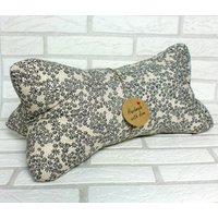 Leseknochen Knochenkissen Nackenkissen Lesekissen Blüten #18# Leseknochen Knochenkissen Nackenkissen Lesekissen Blüten #18# von NaehstuebchenJasalu