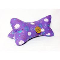 Leseknochen Knochenkissen Nackenkissen Nackenrolle Seerosen Rosa Lila #19# Leseknochen Knochenkissen Nackenkissen Nackenrolle Seerosen Rosa Lila #19# von NaehstuebchenJasalu